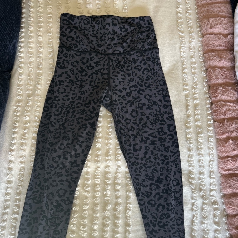 Athleta Cheetah Leggings